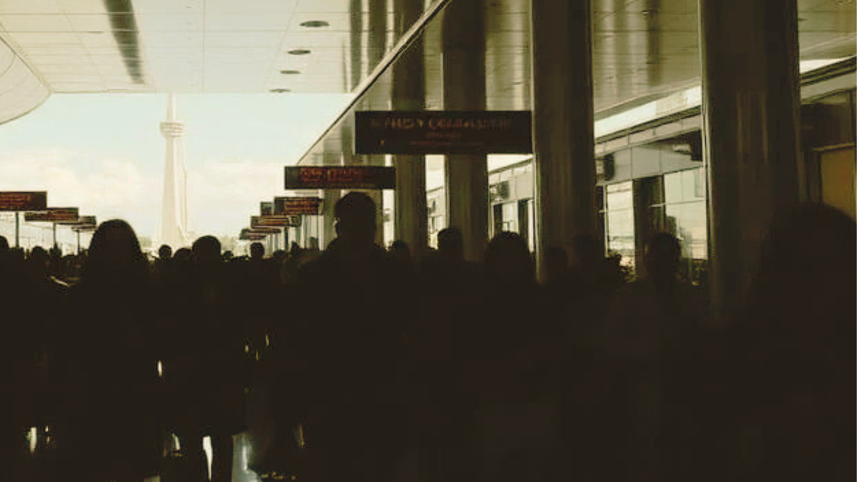 Meal replacement  food cropped with real food